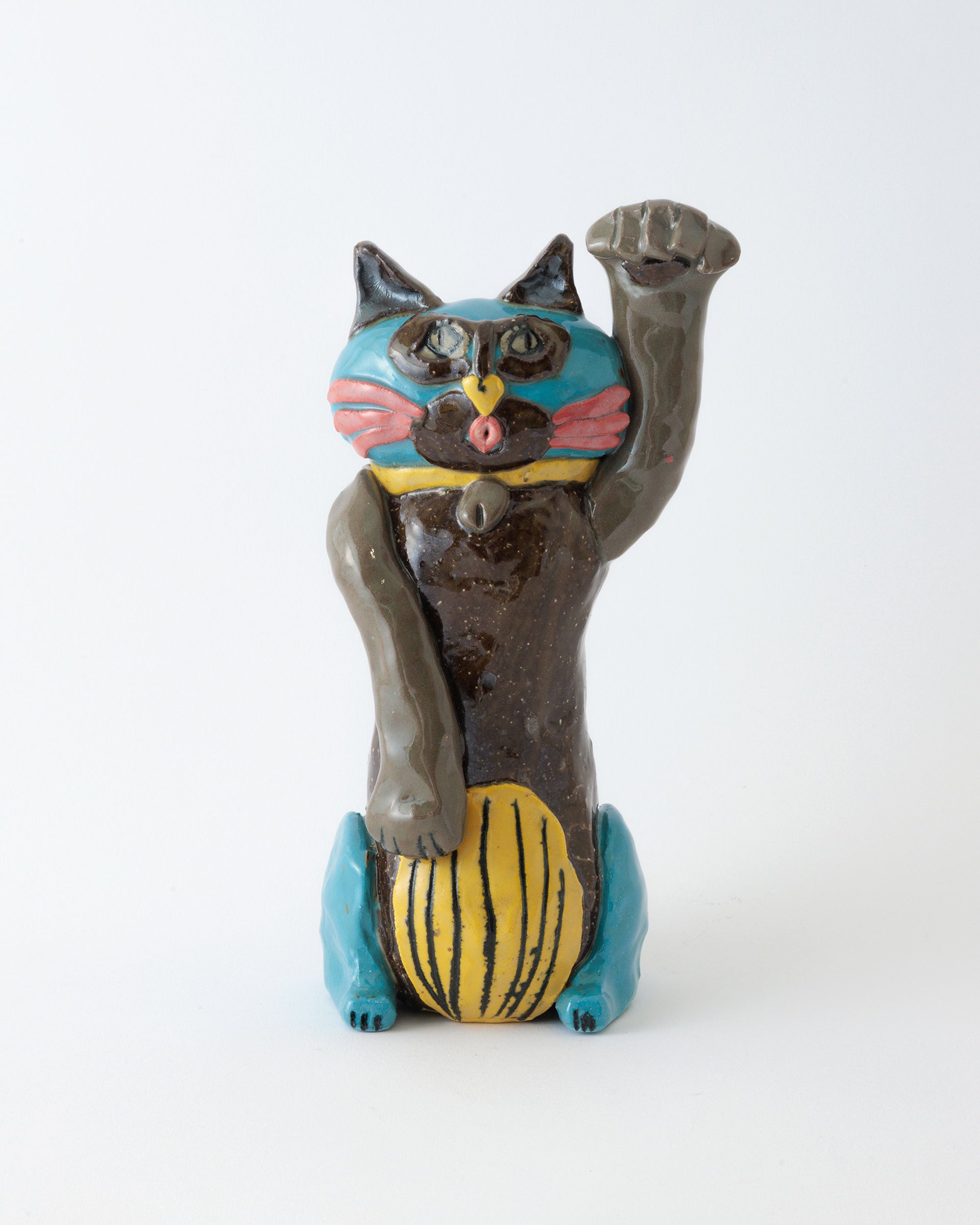 すみ田理恵　猫 すみ田理恵さんのミニ個展が始まりました。 器の外側にぐるりと