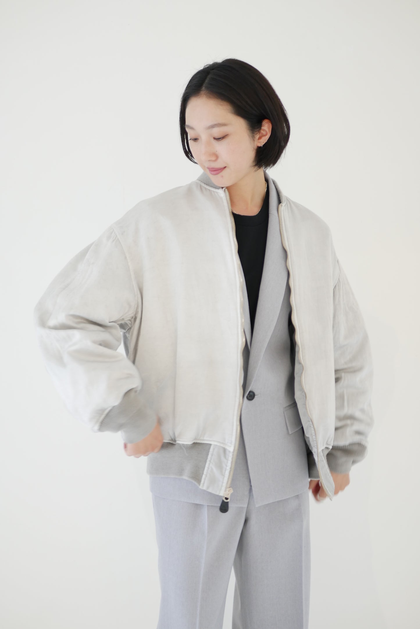 HAND-DYED BOMBER JACKET / Gray