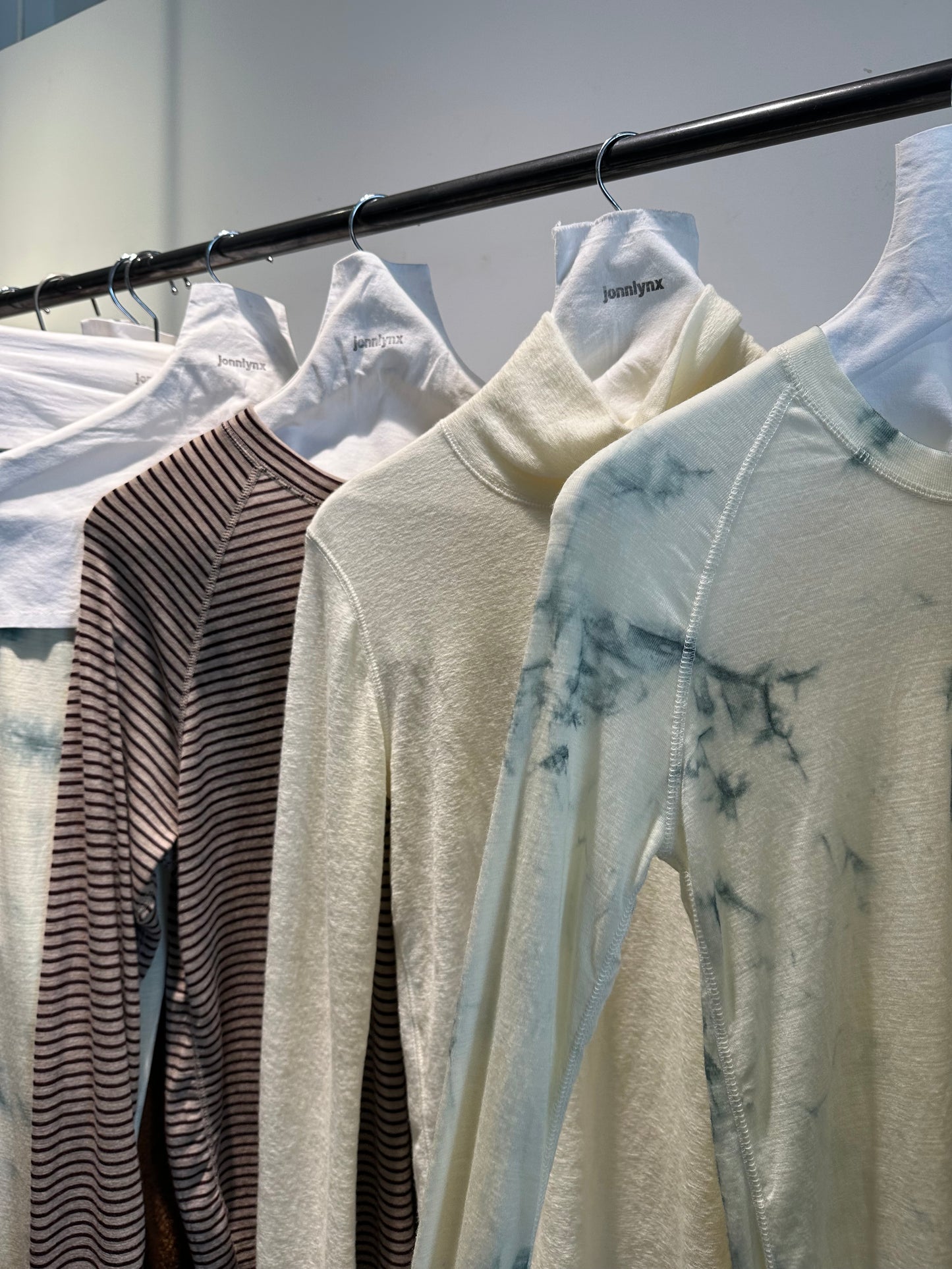 wool rib high neck tee