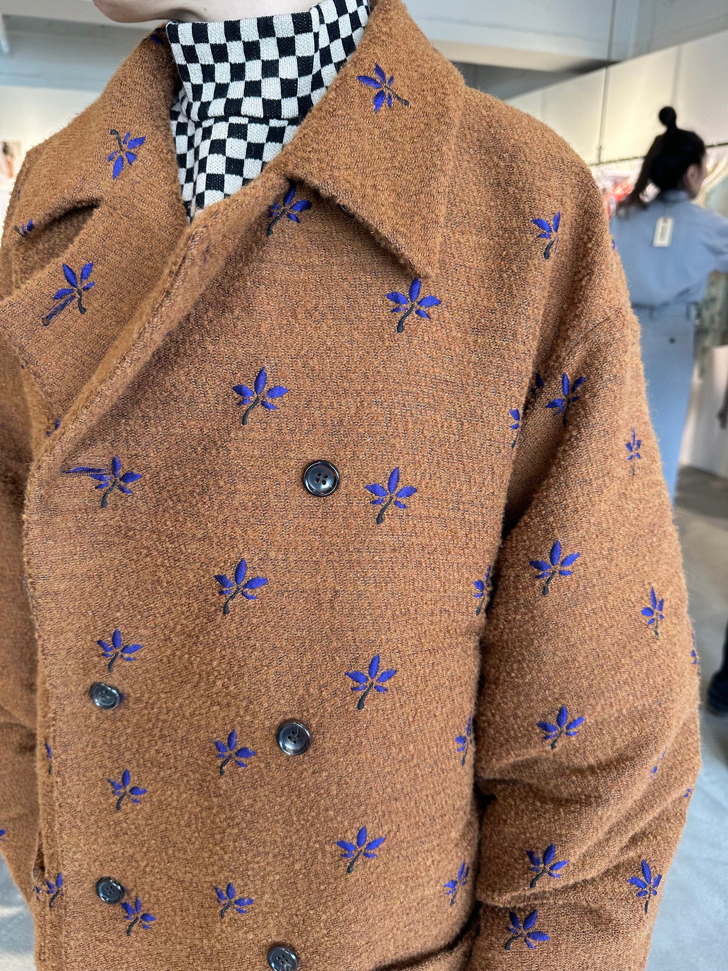floating jacquard coat