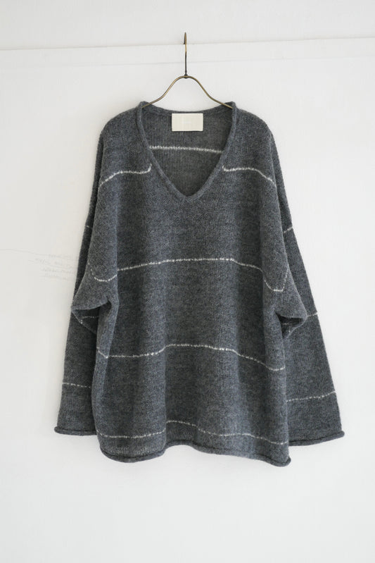 V-Neck Line Border Sweater (Gray)