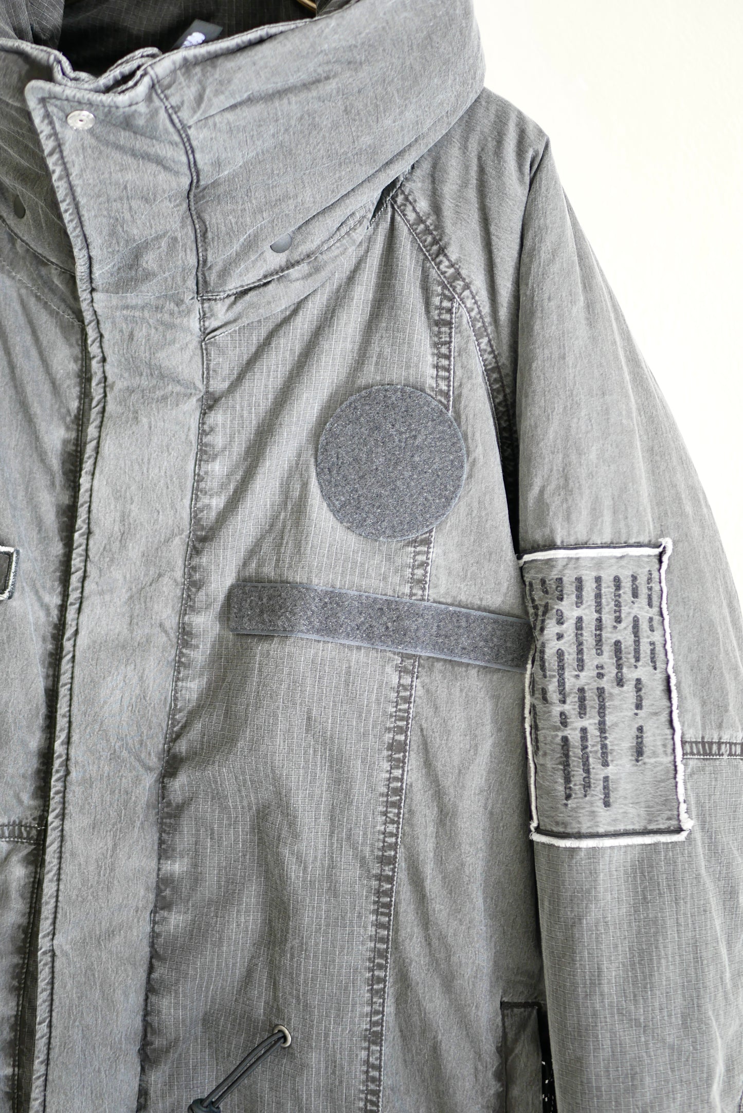 【10/17 12:00- ON SALE】INNAT x WILD THINGS / PADDED TACTICAL FIELD COAT (BLACK)