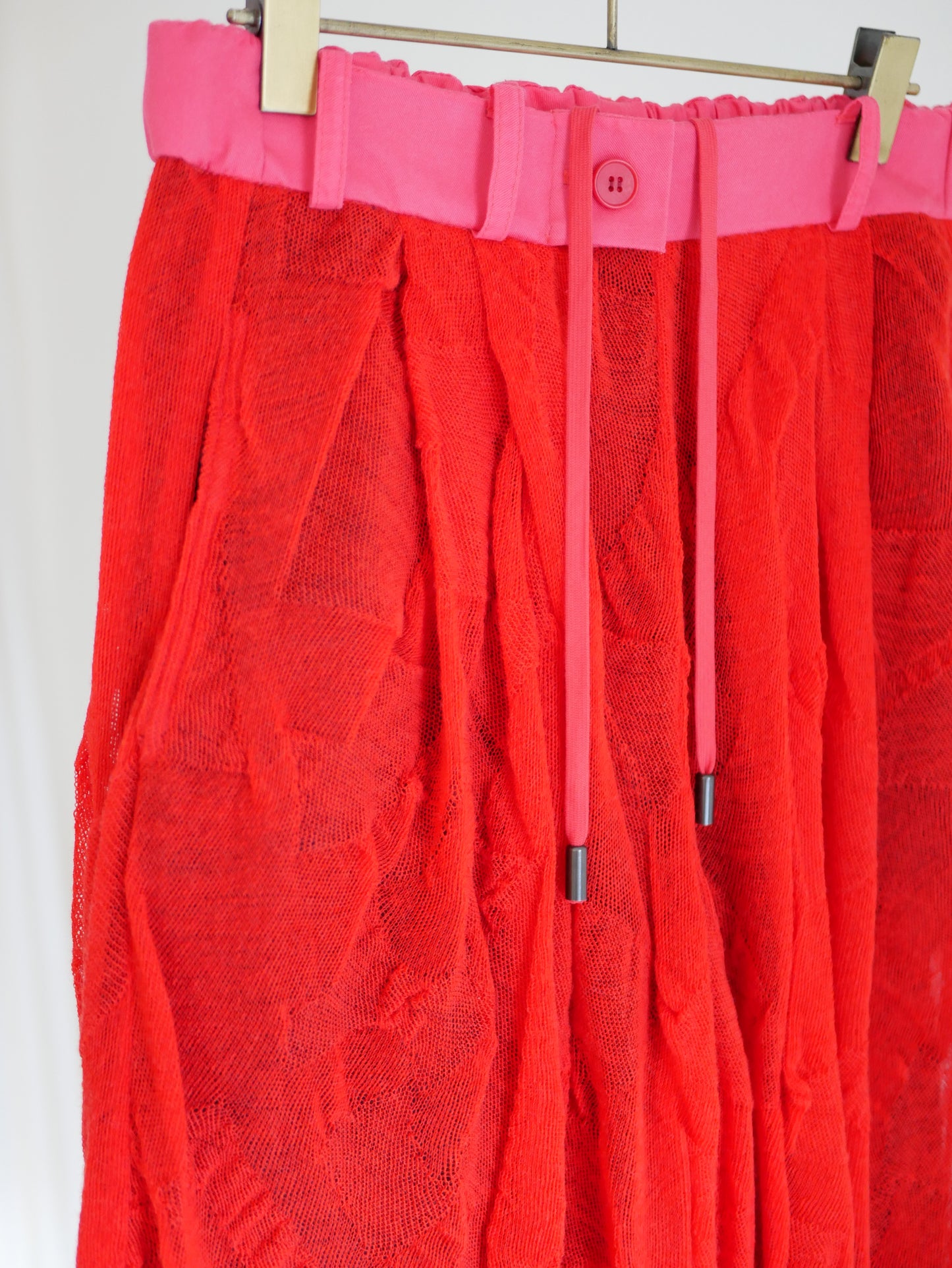 A Map of the Studio Shorts / Red