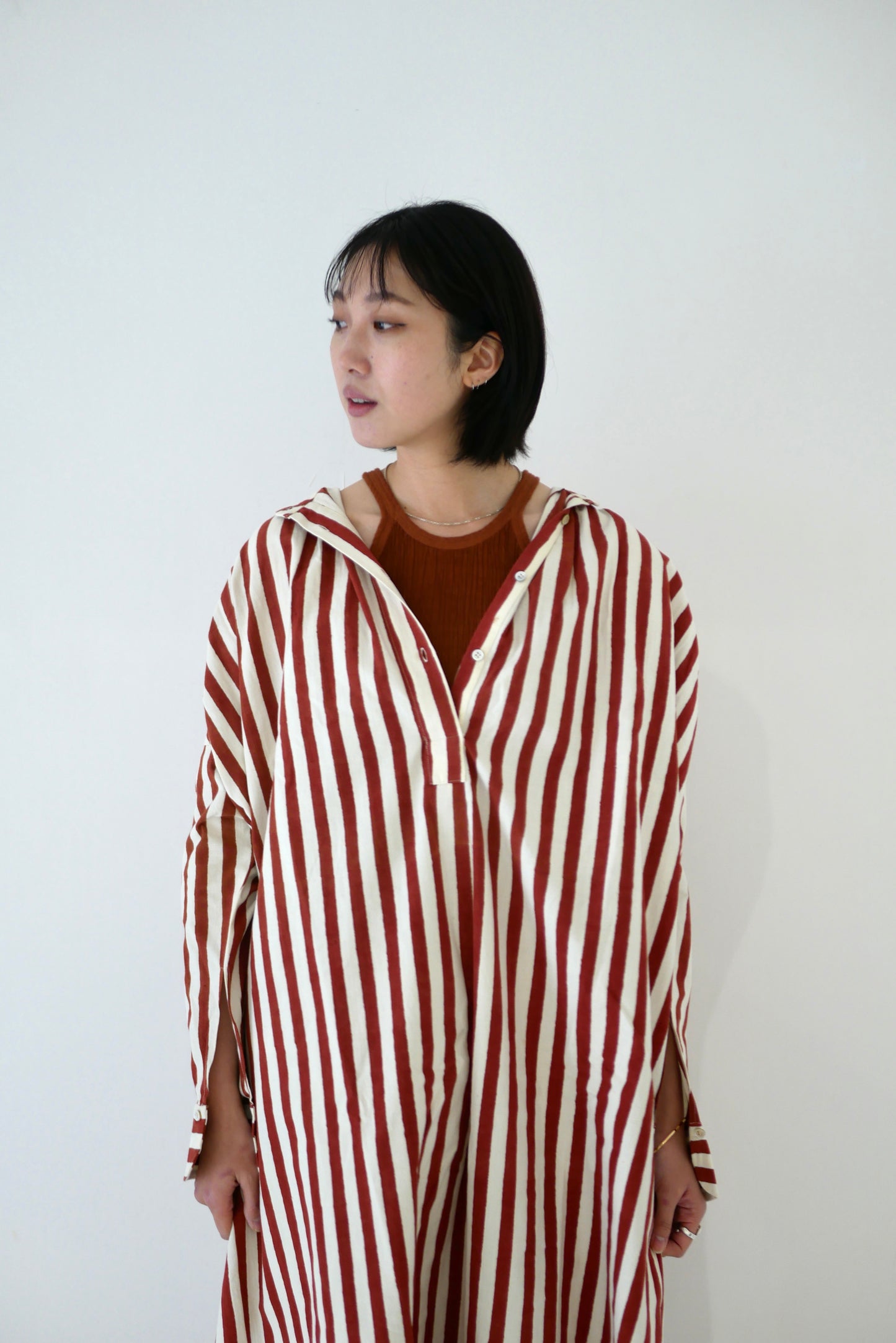 Wrinkle Cotton Crew Neck Tank Top Blouse