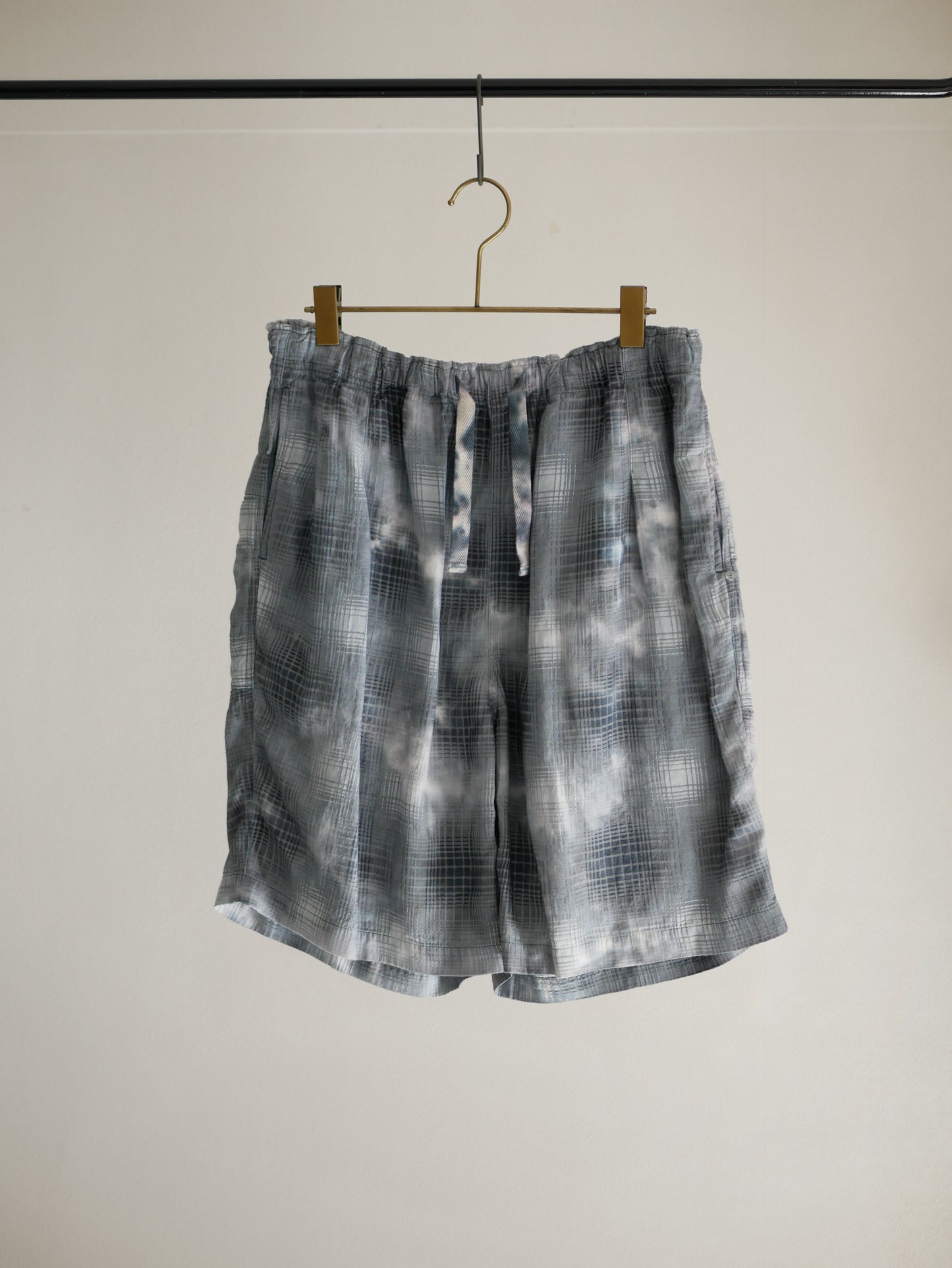 OMBRE CHECK SHORTS / GRAY