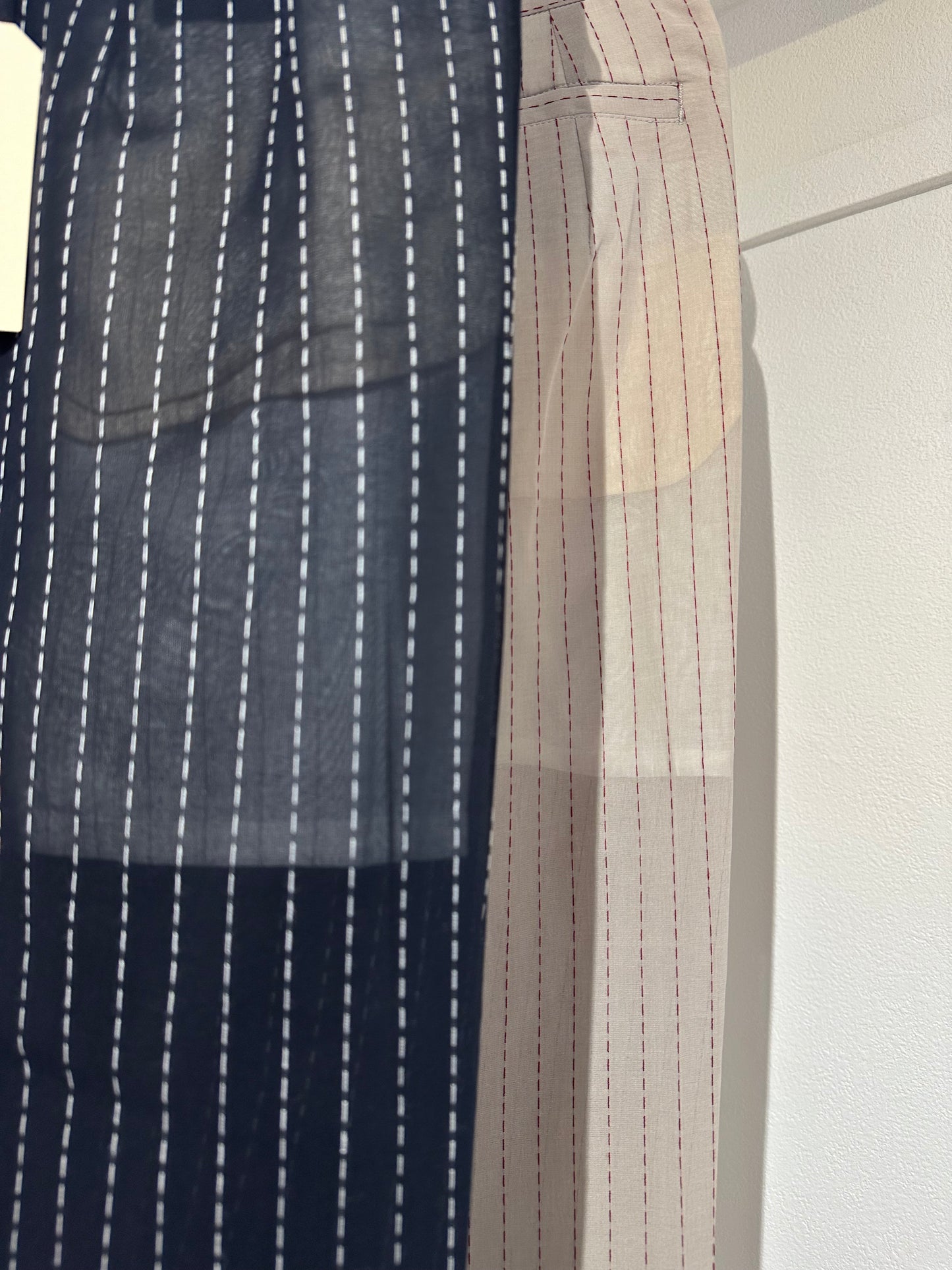 stripe voile pants (navy x white stripe)