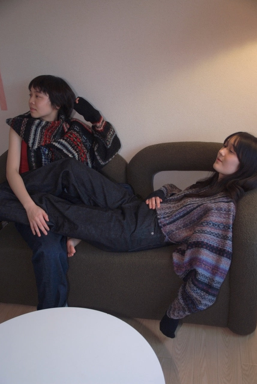 Jumper-ish Scarf - Jamieson’ s × Kota Gushiken (Gray/Red)
