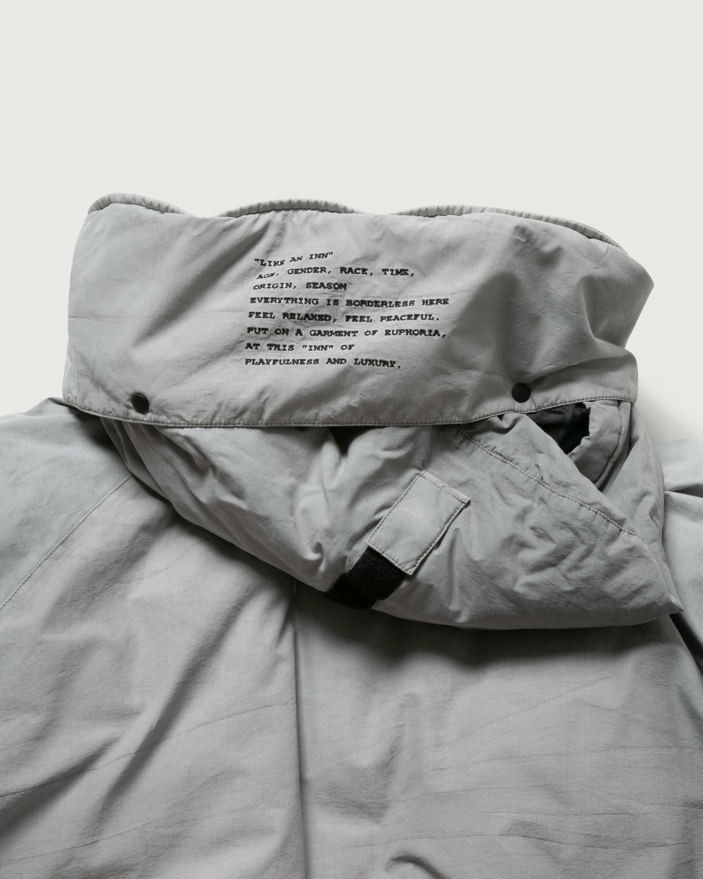 INNAT x WILD THINGS / GARMENT DYED MAKALU DOWN JACKET (Gray)