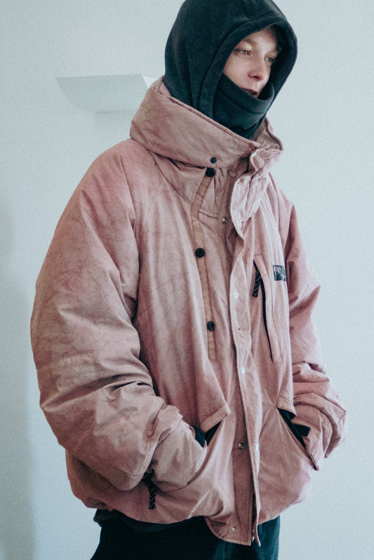 INNAT x WILD THINGS / GARMENT DYED MAKALU DOWN JACKET (Pink)