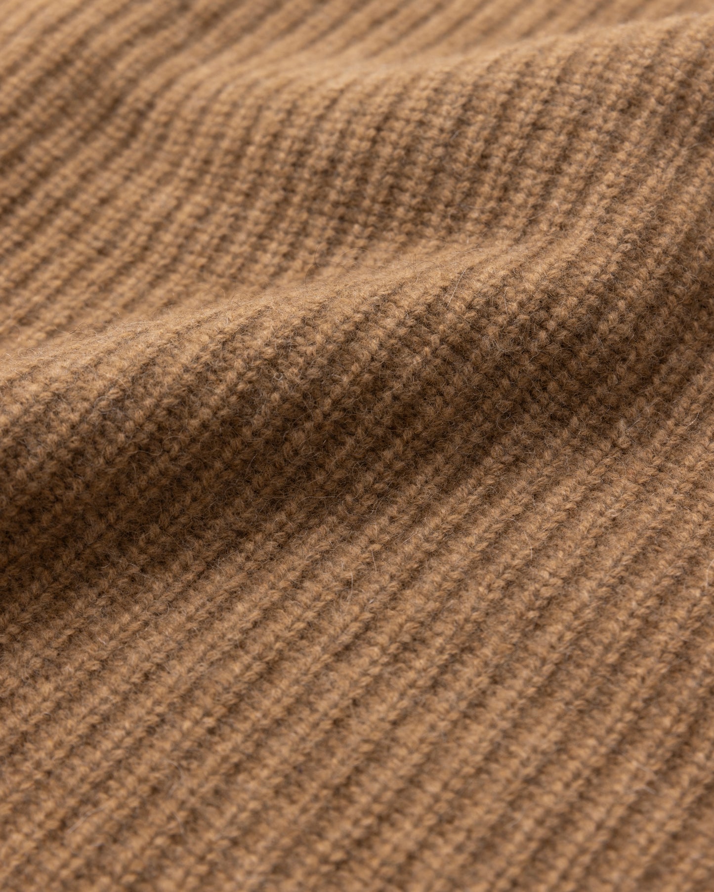 yak rib pullover (camel)