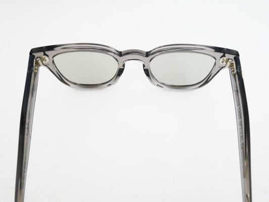 BRYAN 46 / Gray Crystal