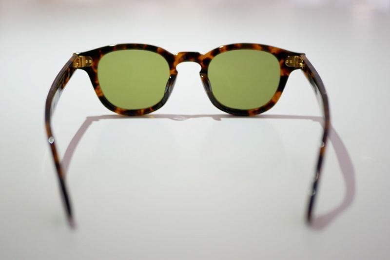 AR "Gold Edition" / Tortoise