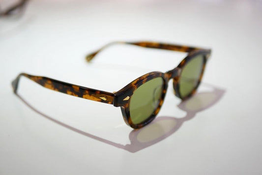 AR "Gold Edition" / Tortoise