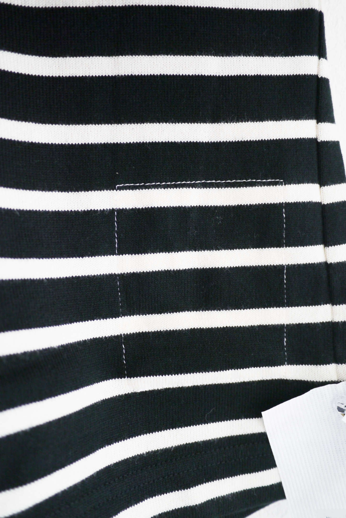 BASQUE SS TEE / Black