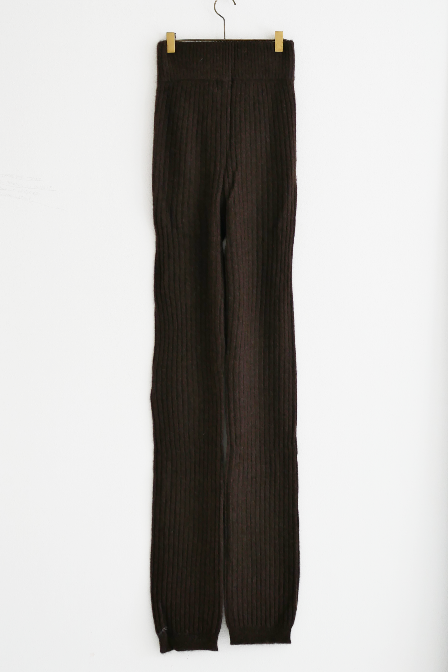 yak pants / brown