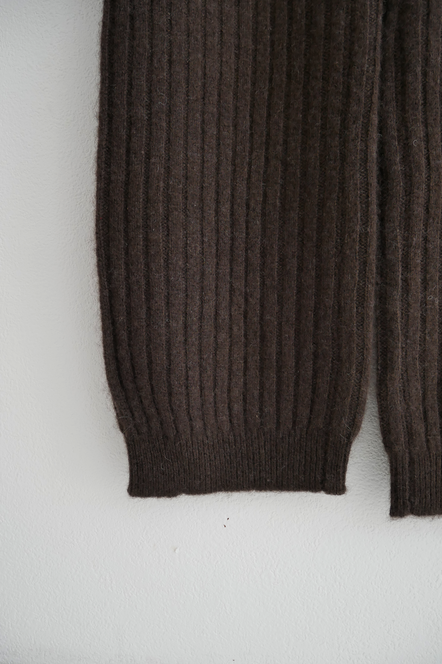 yak pants / brown