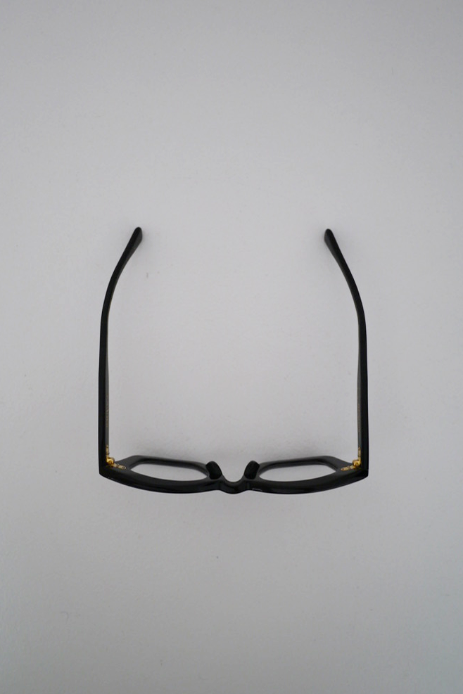 REPUBLIQUE / Black