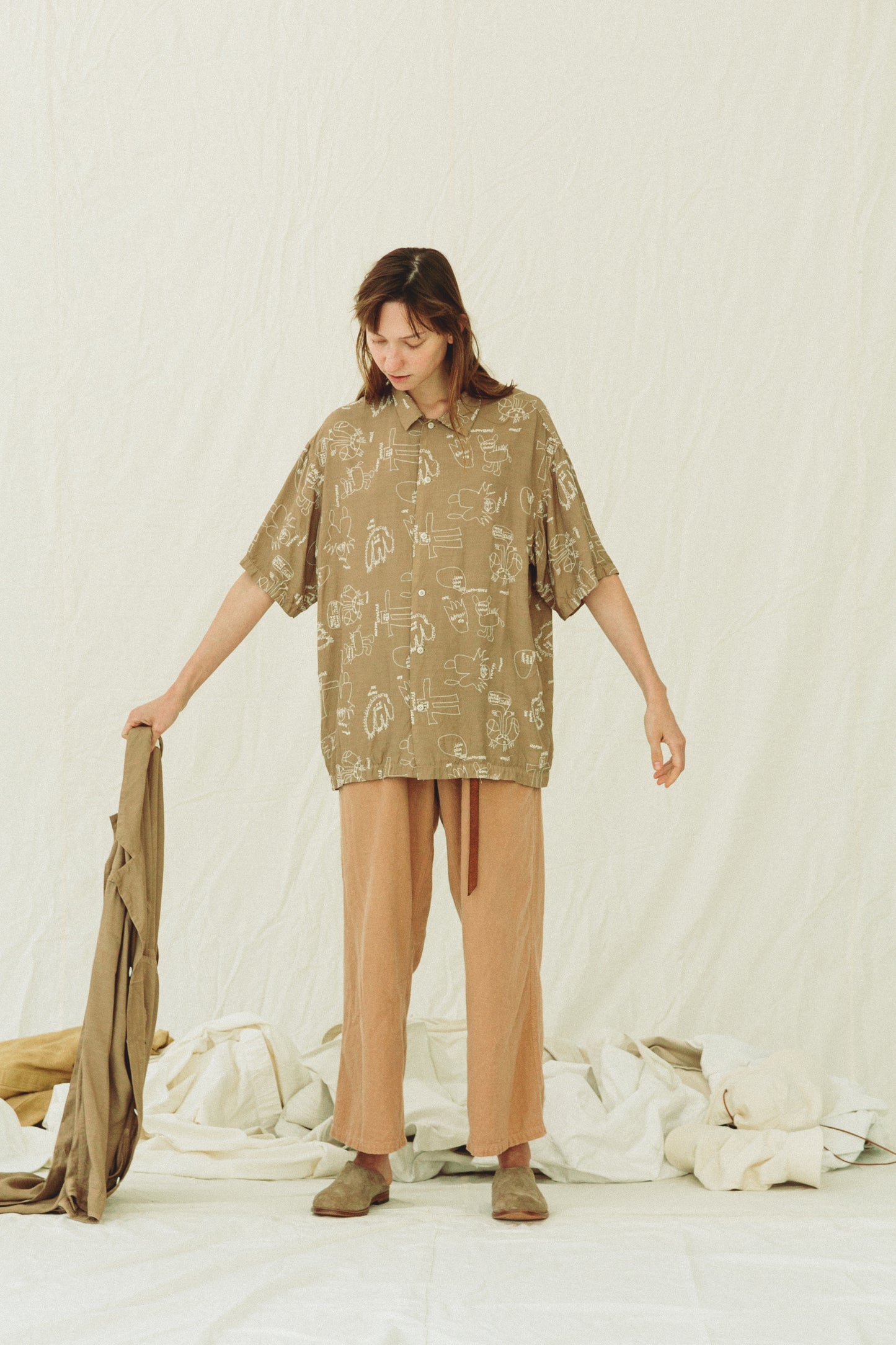 Embroidery Shirt / Beige