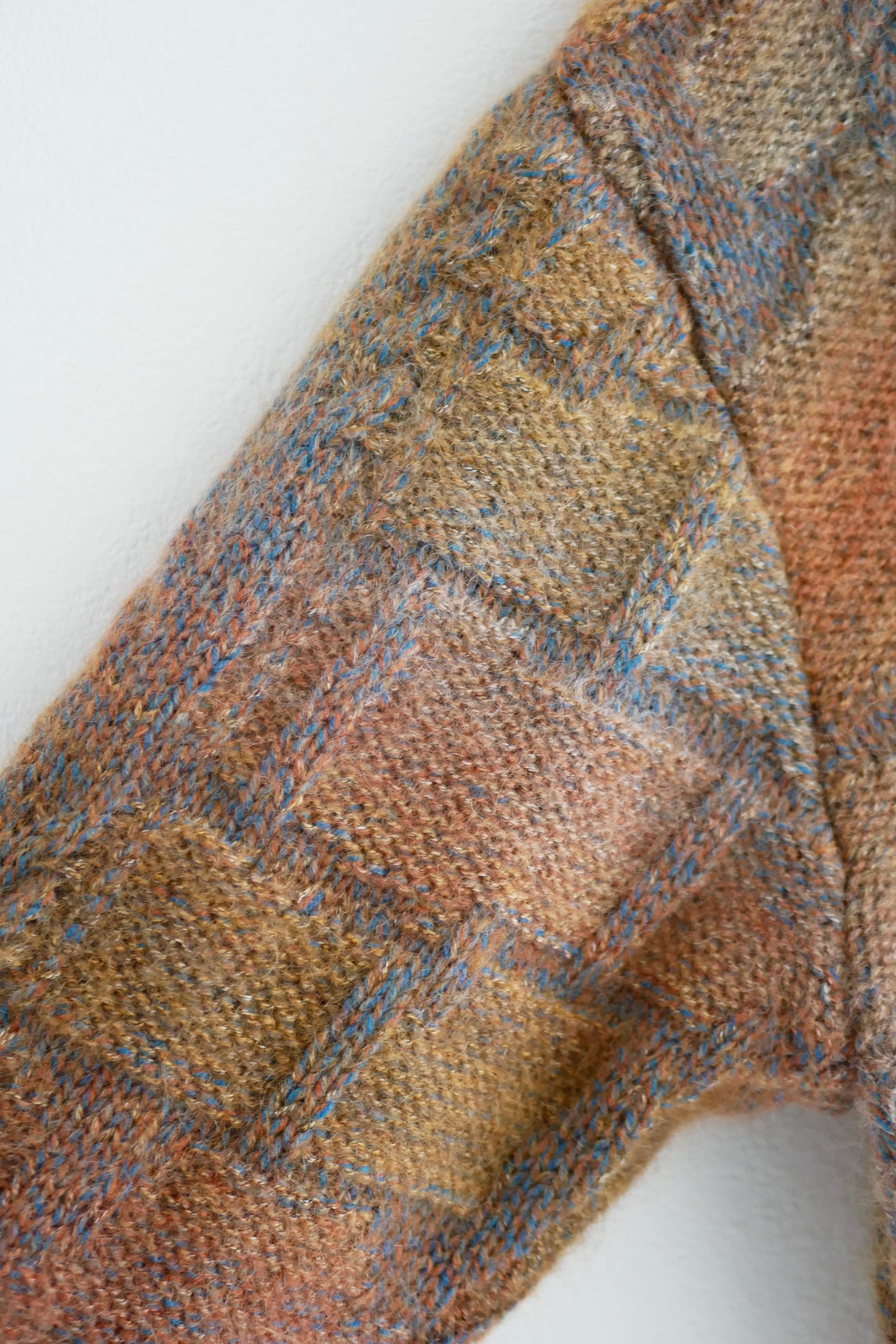 pyramid grid pettern on cable knit cardigan (brown)