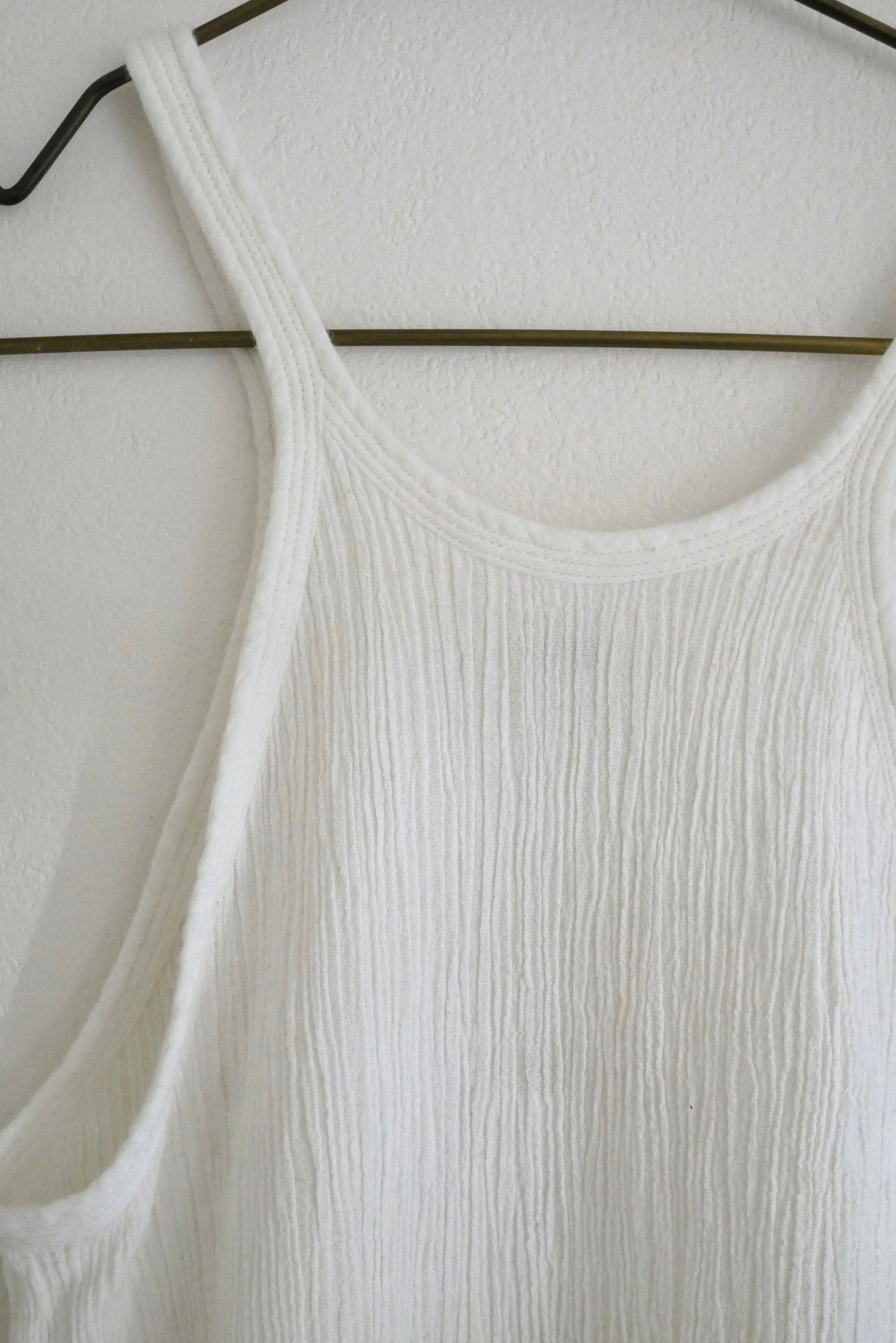 Wrinkle Cotton Crew Neck Tank Top Blouse