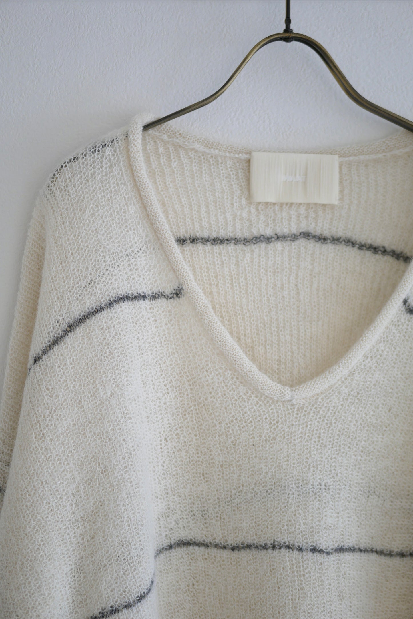 V-Neck Line Border Sweater (Natural)