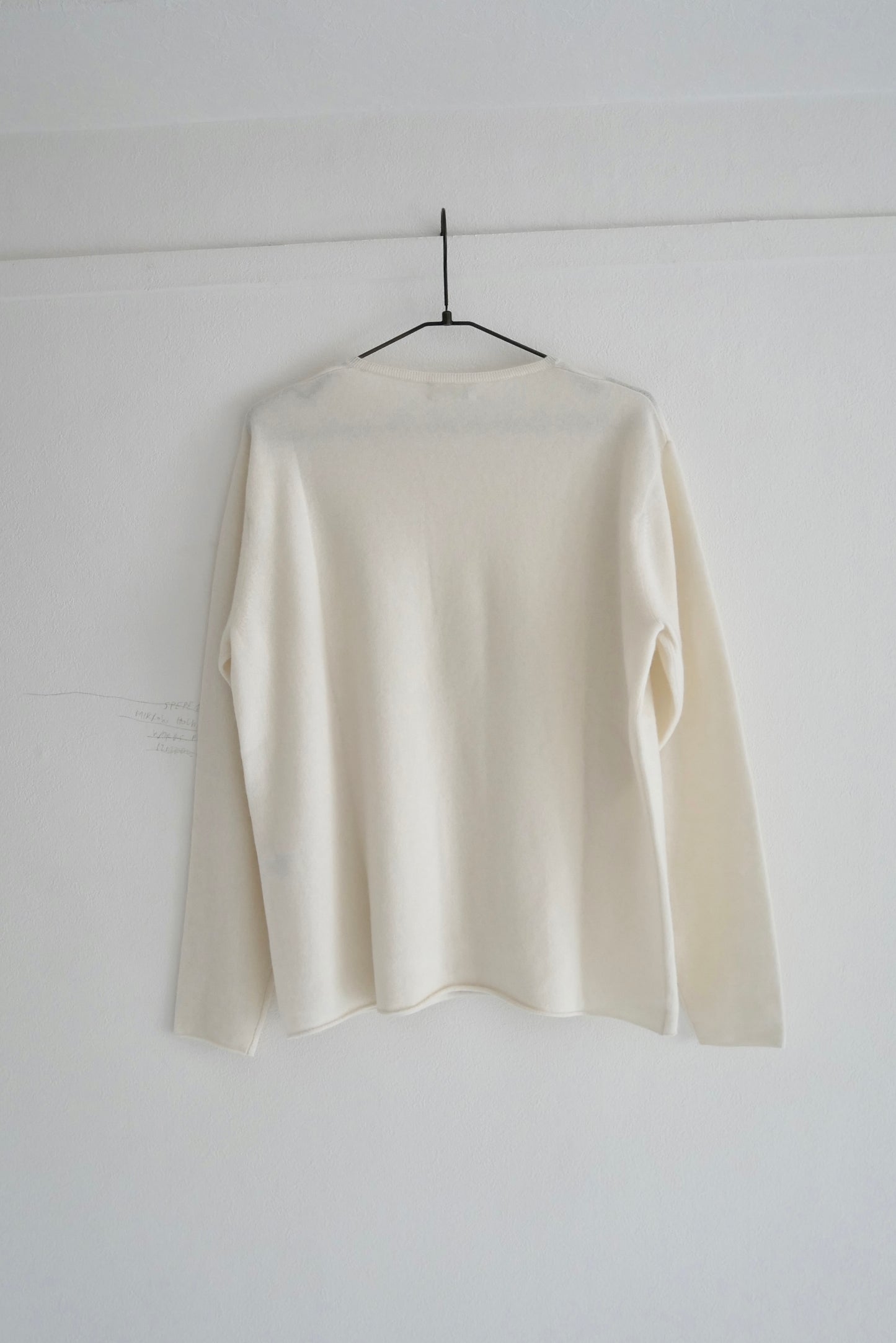 Crew Neck / White