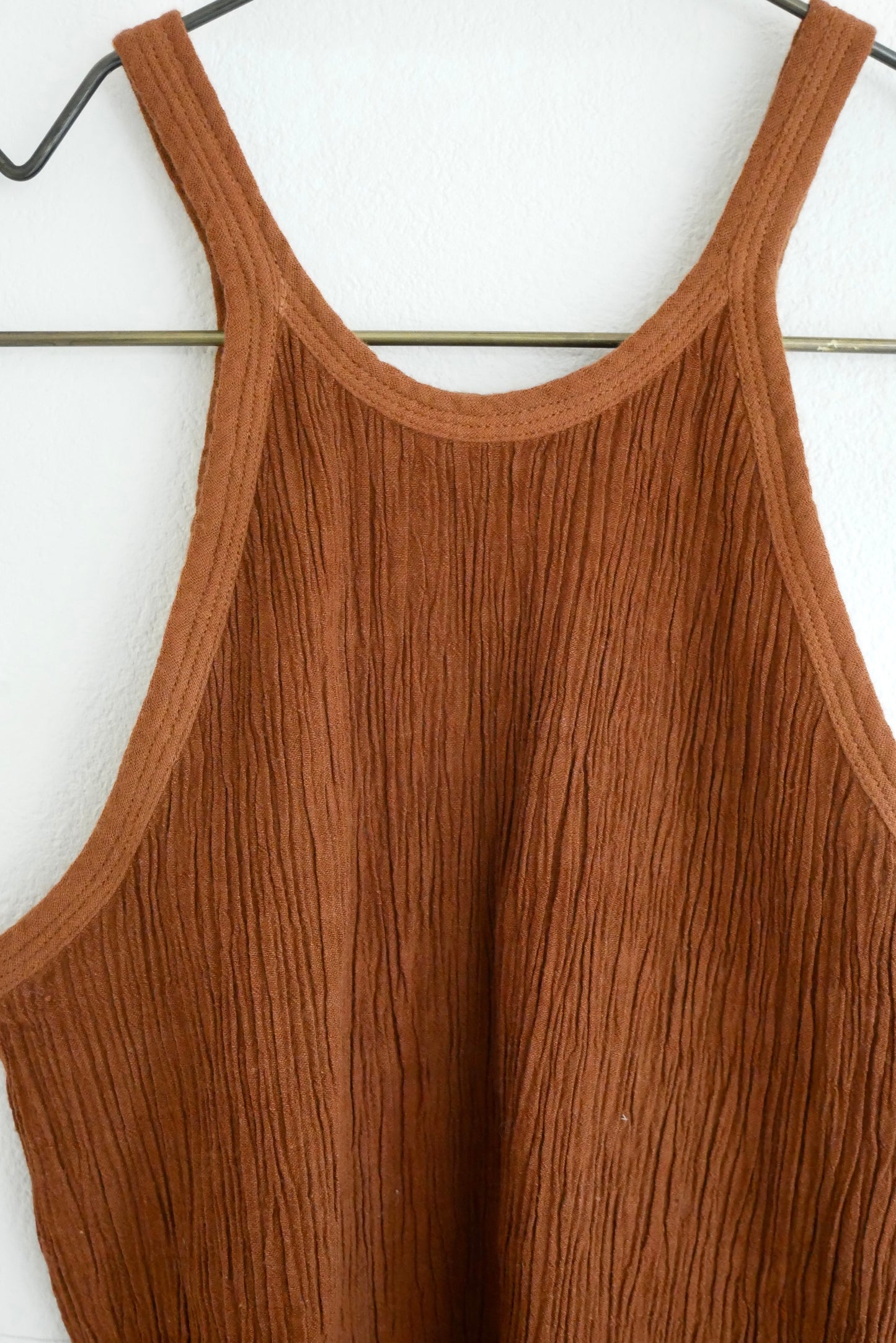 Wrinkle Cotton Crew Neck Tank Top Blouse