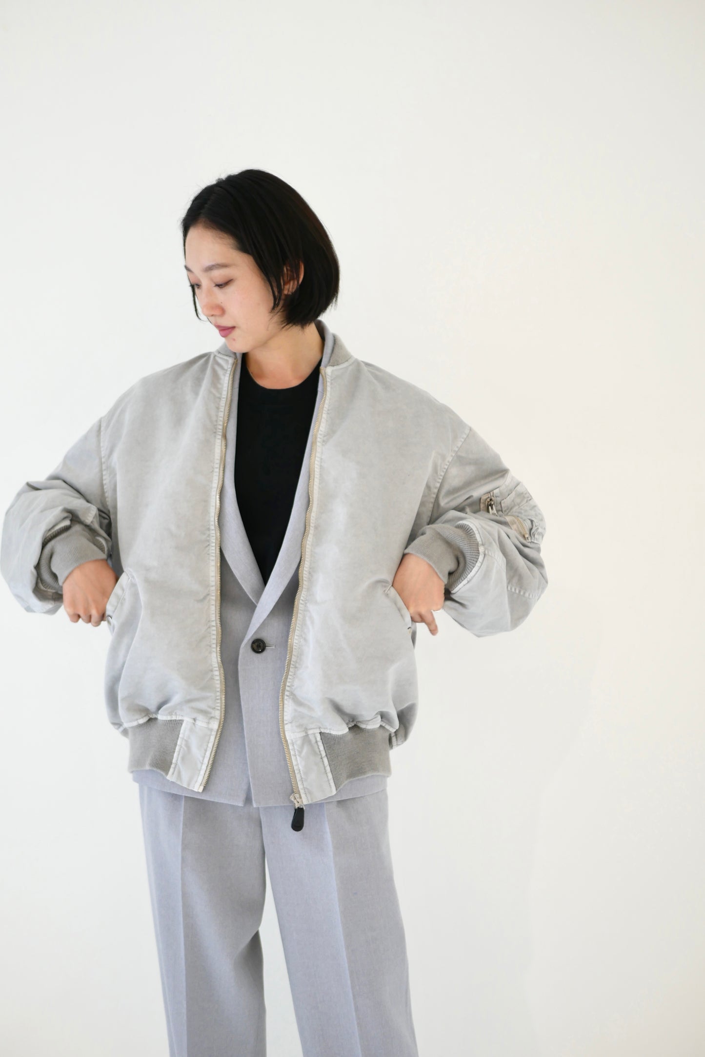 HAND-DYED BOMBER JACKET / Gray