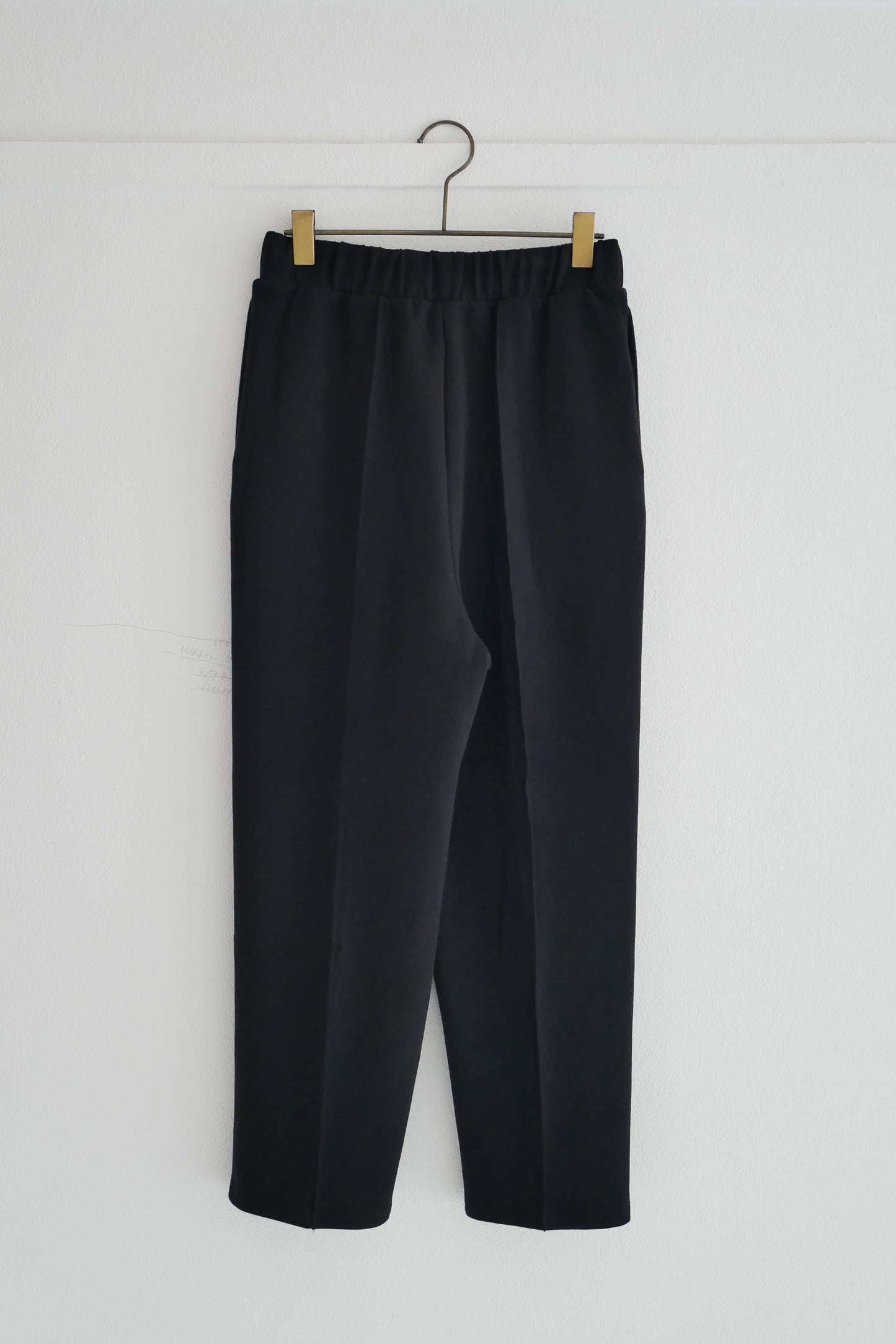 cardboard pants (black)
