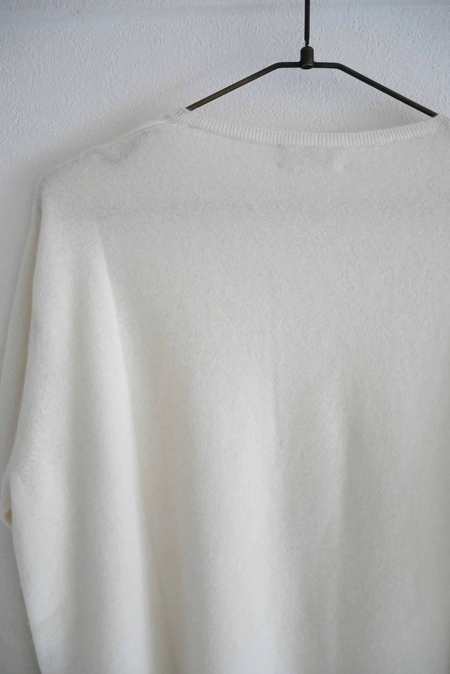 Crew Neck / White