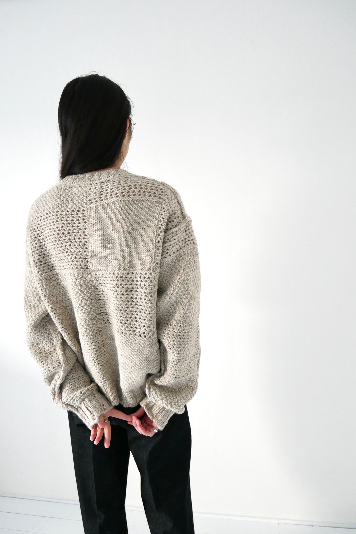 PATCHWORK SWEATER / Gray Beige