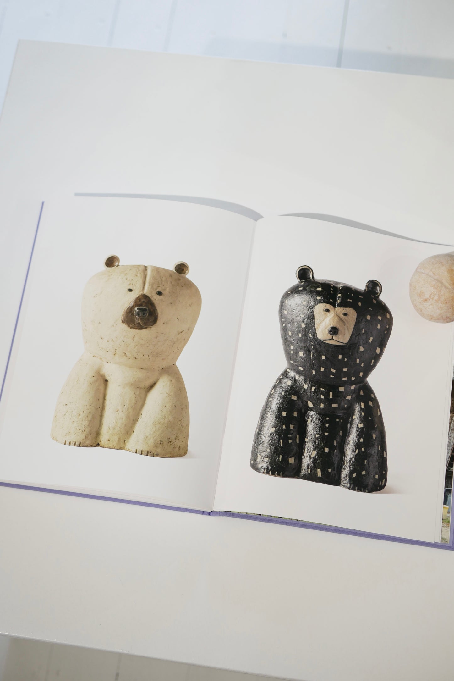 【Restocked】Hiroki Miura Book <a signed first edition>