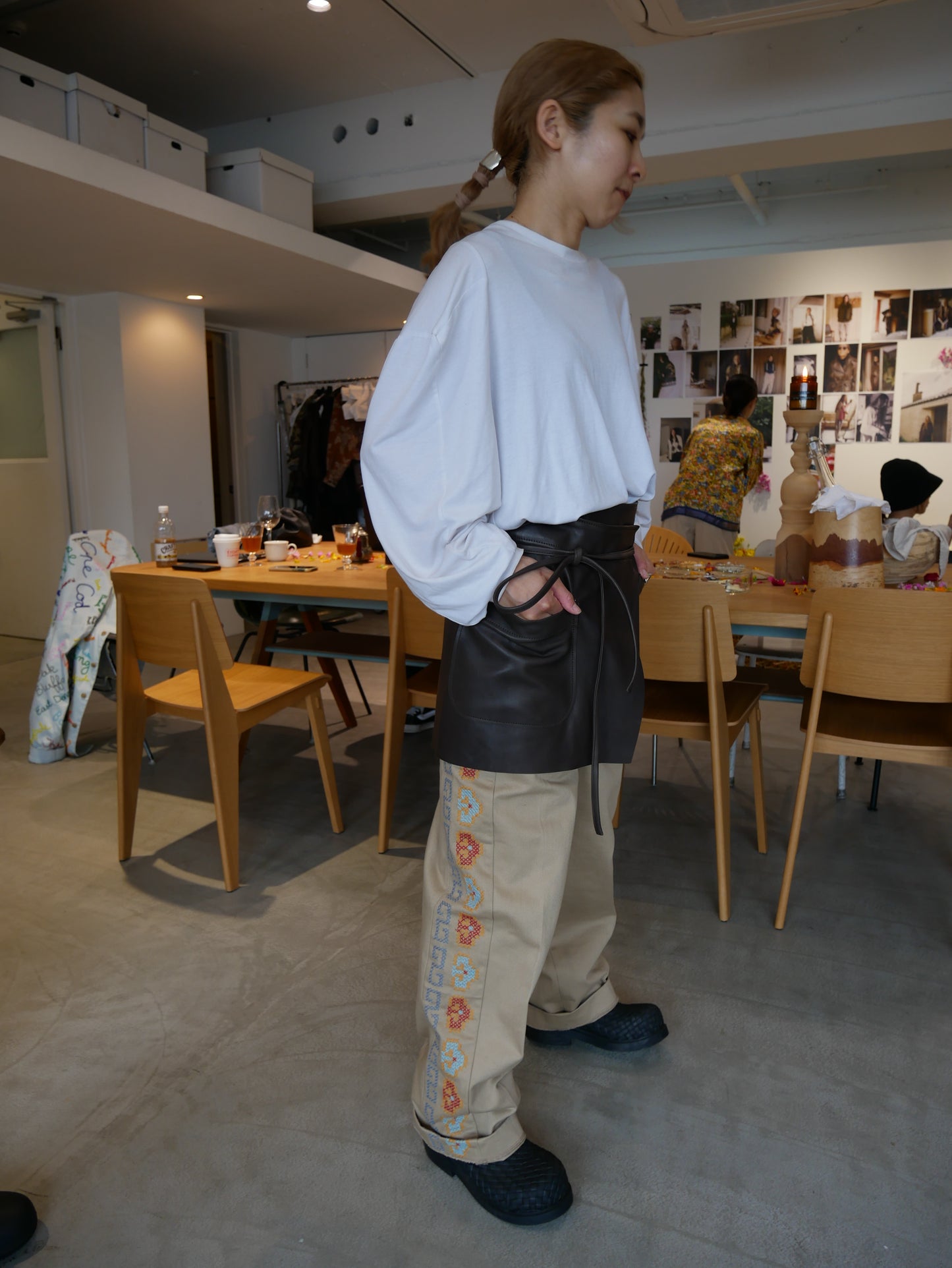 embroidery pants (black/beige)
