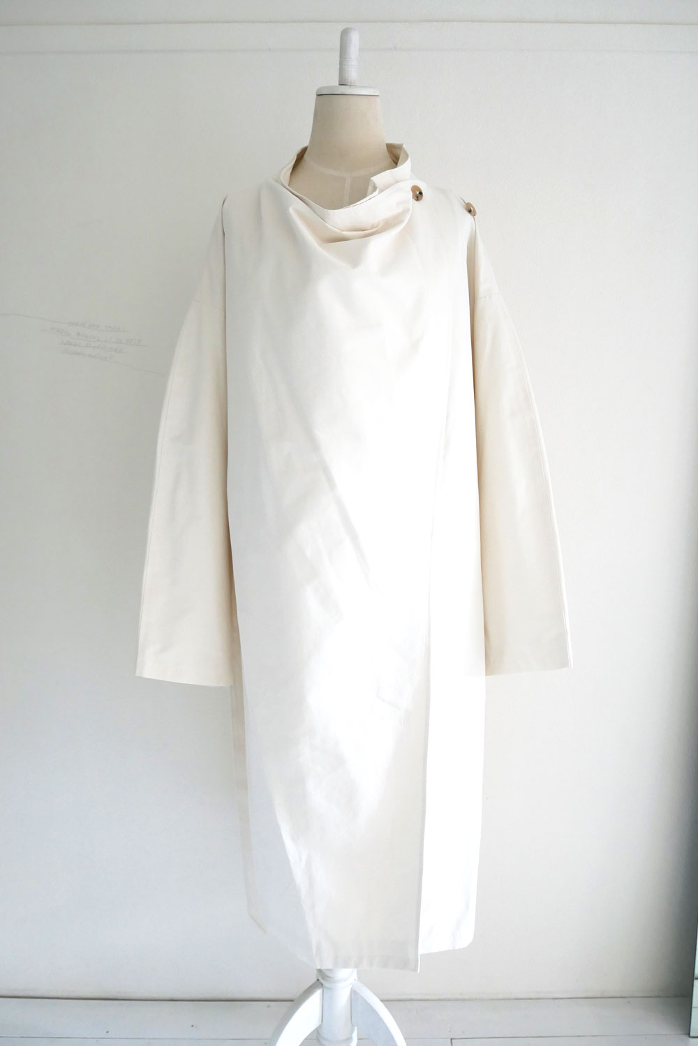 Draped Coat / Ivory