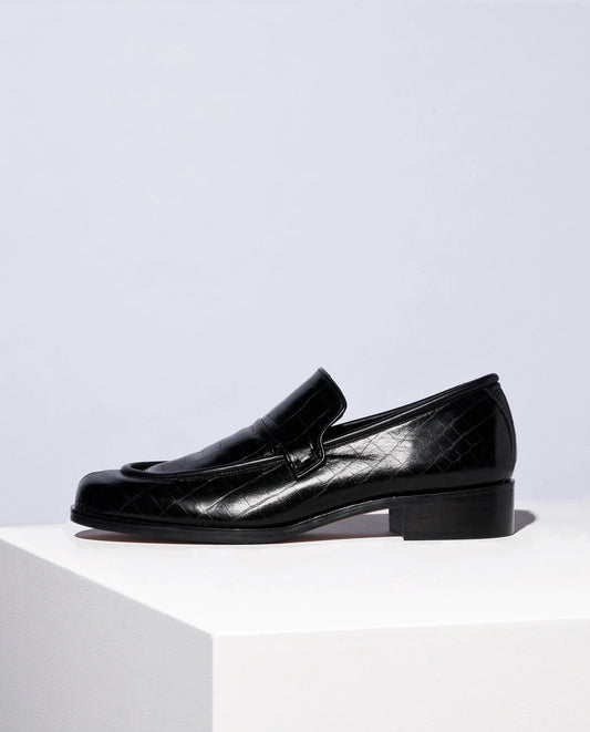 Abigail / Black Croc